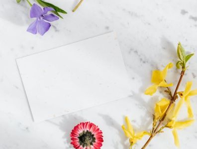 5 Lovely Floral Gifts and Arrangements at Olive and Cocoa
